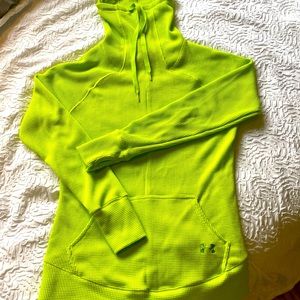 Under armour cowell neck sweatshirt size S